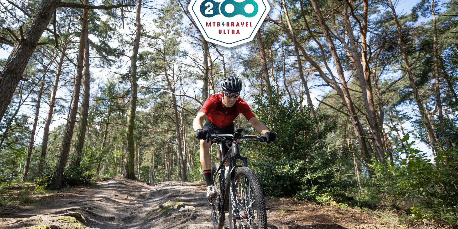 CB6I9958_met-logo_comp